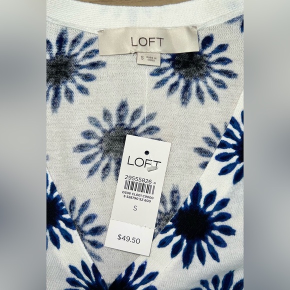 NWT LOFT Cardigan 💙🤍🛍️✨ - Picture 3 of 5